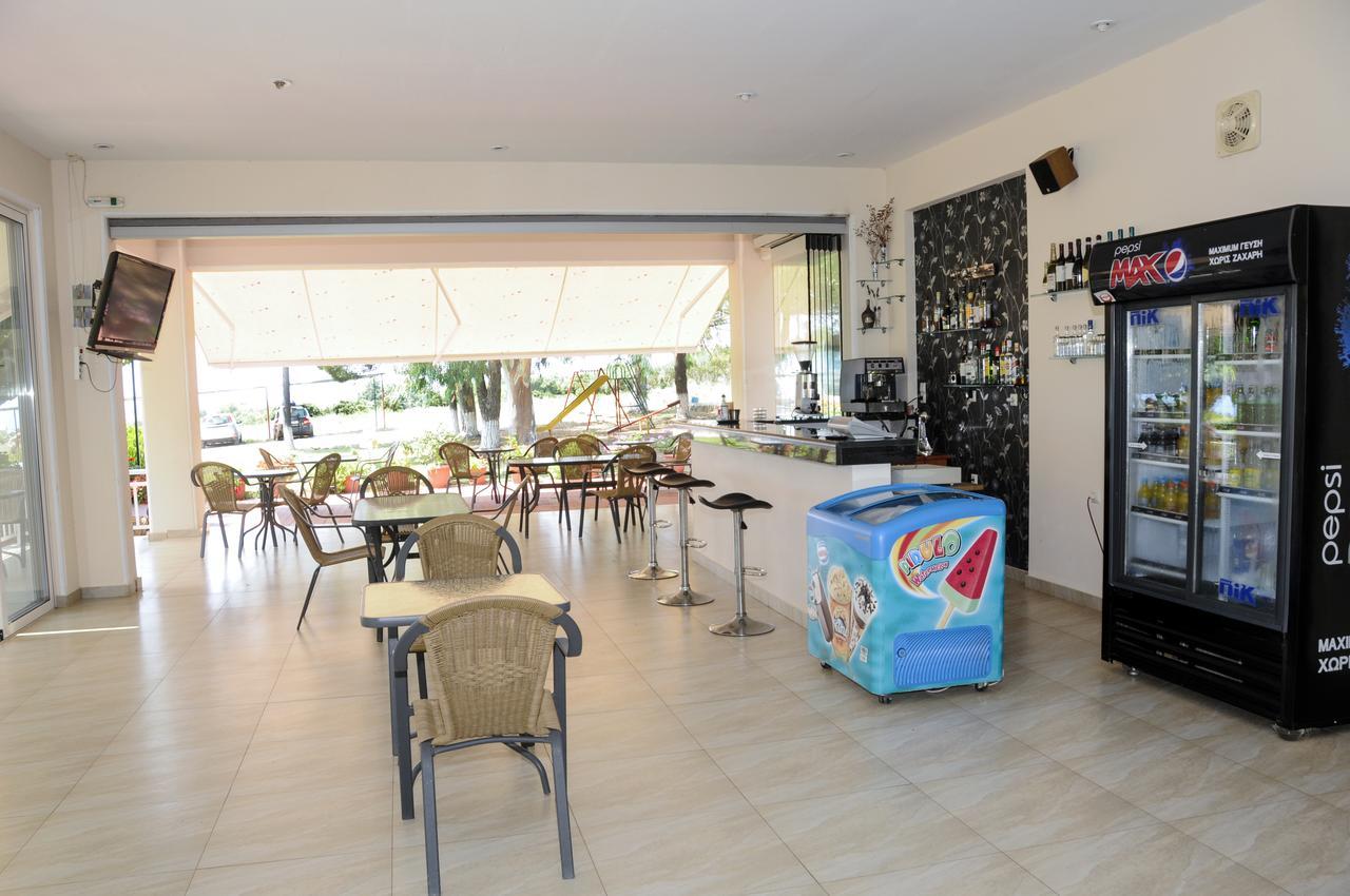 Apartments Hotel Alexandros อาร์คูดี ภายนอก รูปภาพ