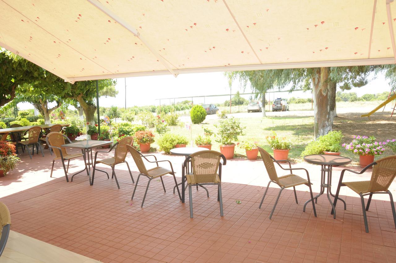 Apartments Hotel Alexandros อาร์คูดี ภายนอก รูปภาพ