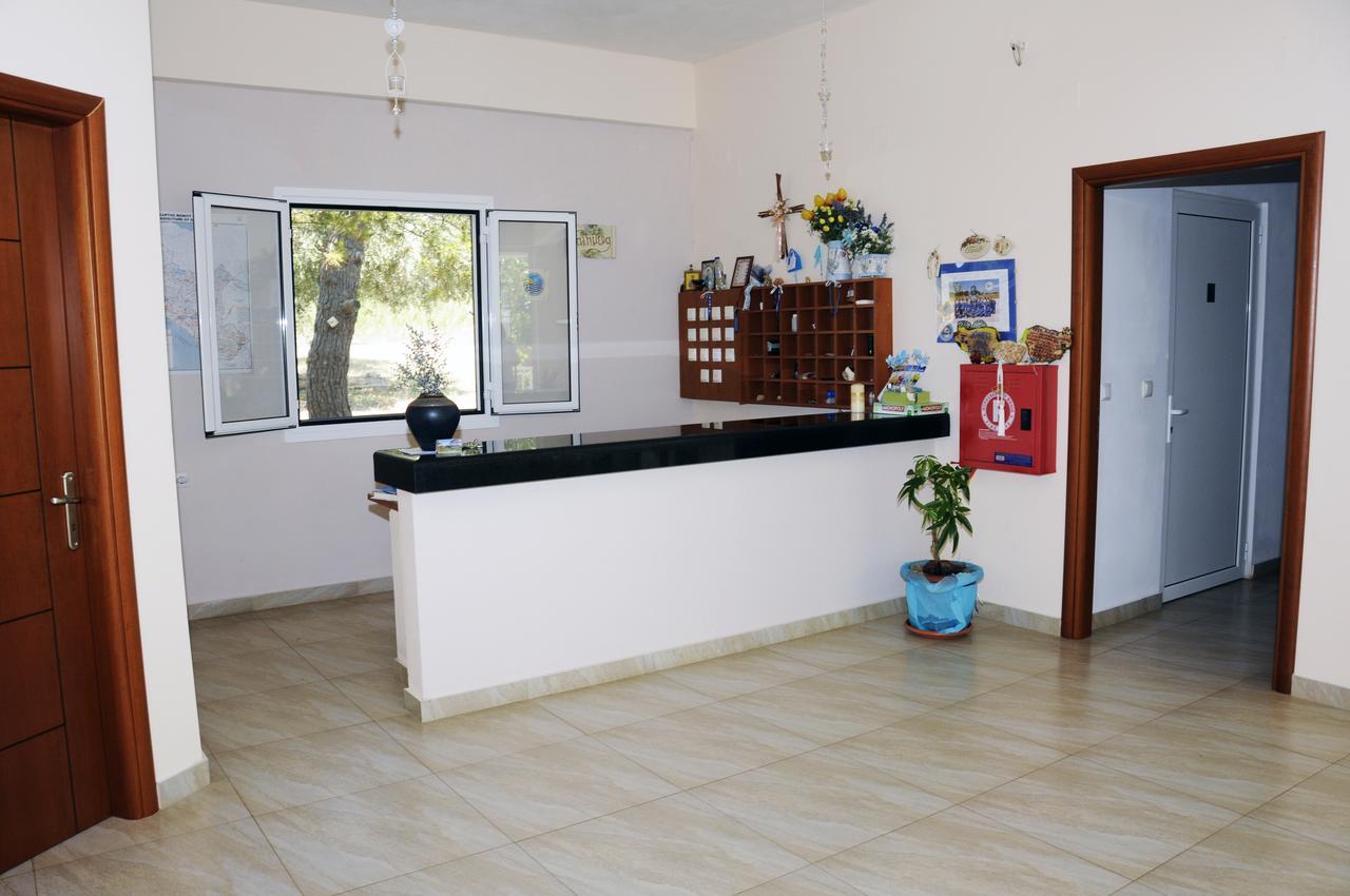 Apartments Hotel Alexandros อาร์คูดี ภายนอก รูปภาพ