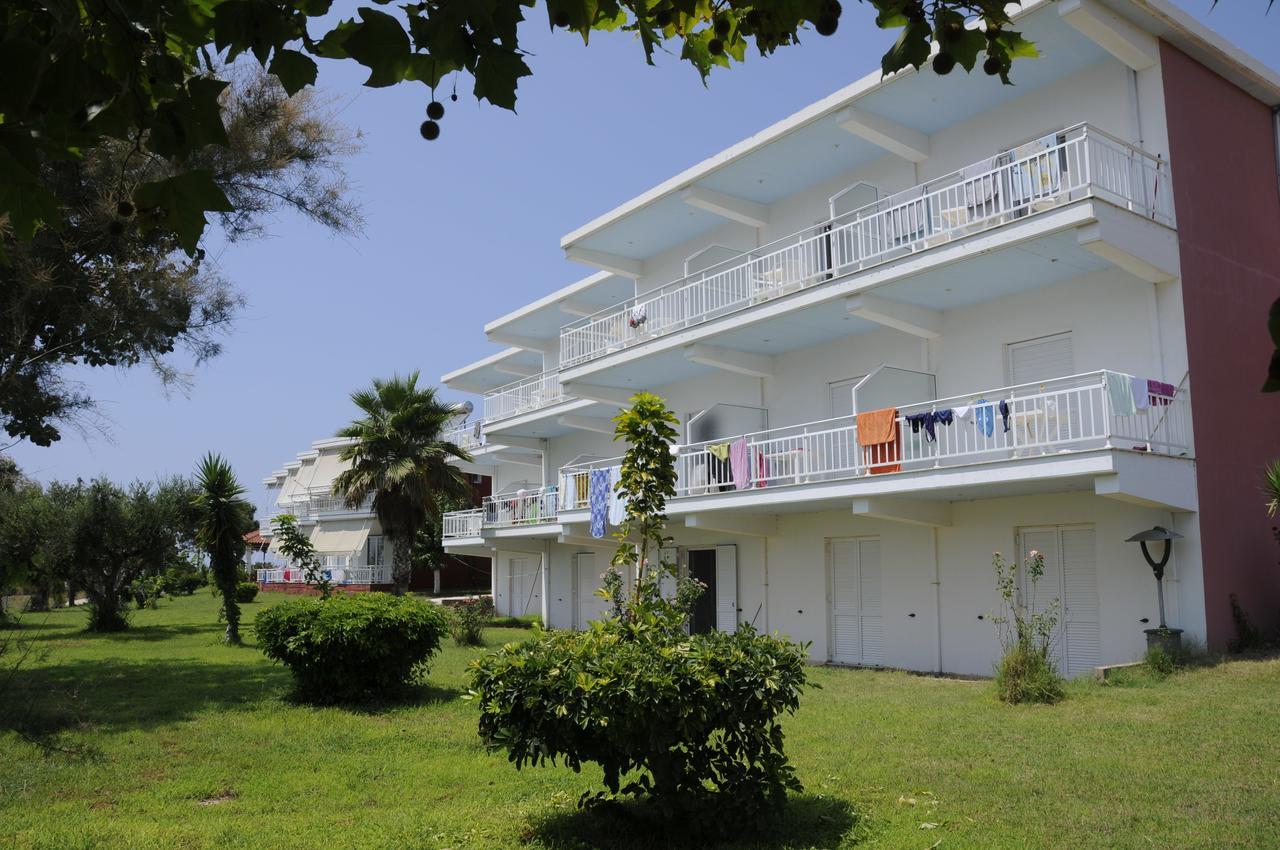 Apartments Hotel Alexandros อาร์คูดี ภายนอก รูปภาพ